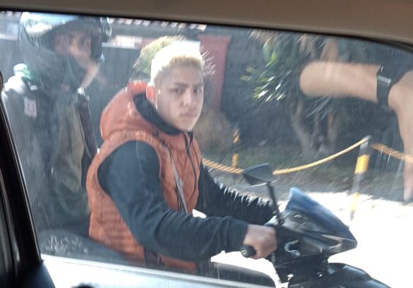 andresdom77's tweet photo. Cuidado con estos dos que andan en motociclista en Luis Cabrera, entre Benito Juárez y Avenida San Jerónimo… 👇🏽 https://t.co/6oYtVBRjA9