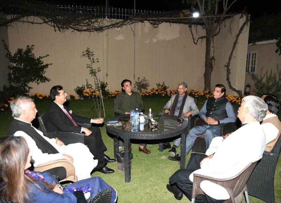 AzharAliSindhi's tweet photo. #Honourable_Bilawal_Bhutto_Zardari
#Chairmean_Pakistan_People's_Party 
> -> -> ------- PPP --------->
🇱🇾 🇱🇾🇱🇾 🇱🇾 🇱🇾 🇱🇾 🇱🇾🇱🇾 🇱🇾 🇱🇾 
Sunday 13th March 2022 
Old Jialas welcome Imtiaz Safdar Waraich back to his home in PPP.
Zarda https://t.co/wMpw9At1Fk