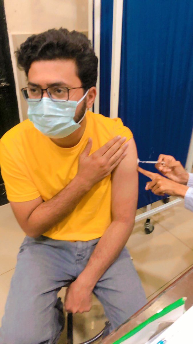 ranatalhashahid's tweet photo. I got the #Booster_Dose too few days back. It was #Pfizer and before that it was #Moderna . Get yourself #vaccinated if you haven’t, if Yes, get your booster shot today . #CovidIsNotOver https://t.co/iq12SbOx8L