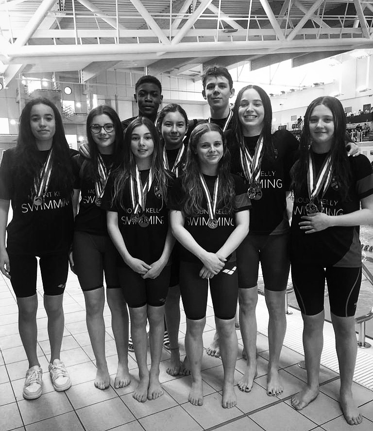 MountKellySwim's tweet photo. The #MKMania heads back to Devon with another big day of racing from our junior swimmers in Plymouth. Lots of step ups in finals and strong times on the board to start their national qualifying window 👏🏽

Big thanks to Harry and Josh for their hard work this weekend!

#MKFamily https://t.co/i0Vdk6r67l
