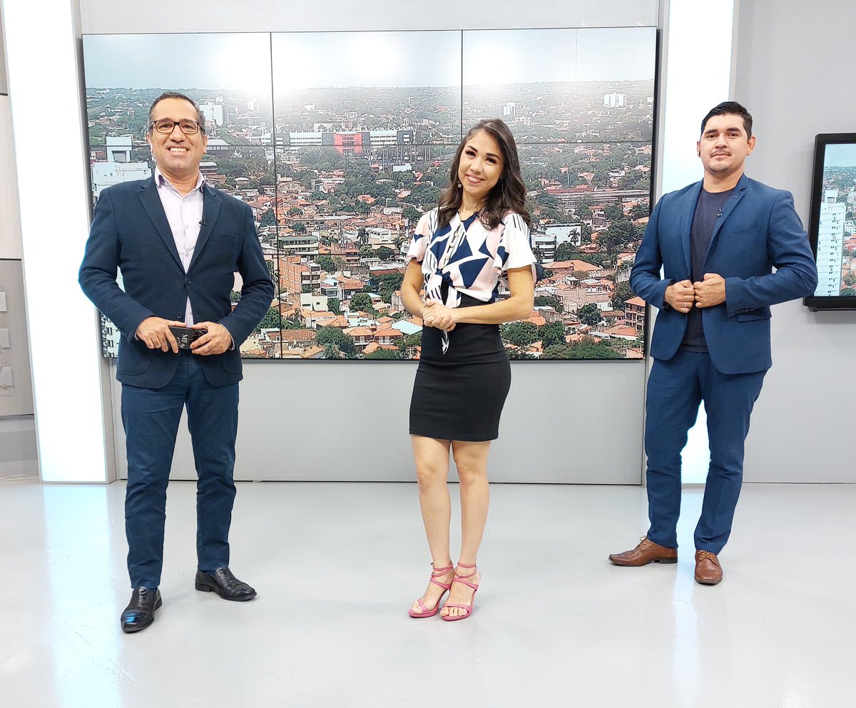 C9NParaguay's tweet photo. 💪 ¡Hay equipo en C9N Noticias 1ª Edición!
📺 Te informan EN VIVO por #C9N
- @martin_fer
- @Raulbogarin
- #EmiBaez
#OnLine 📲💻 https://t.co/k5AXD6cMGE
❤ ¡Acompáñanos! https://t.co/8WnLuGeK5M