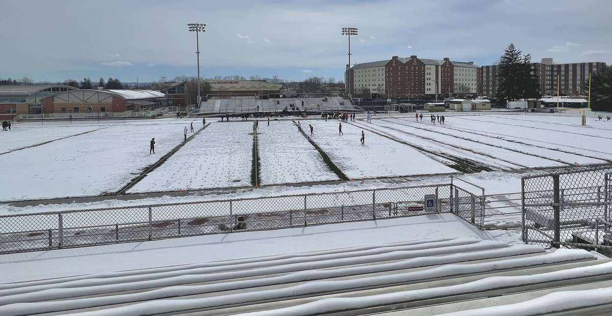 My current situation 🤯🤯… 
Us rugby players are BEYOND INSANE!!

About to play at Kutztown University vs Berks County @CountyRugby, 

Rugby Life 🙌🏽…