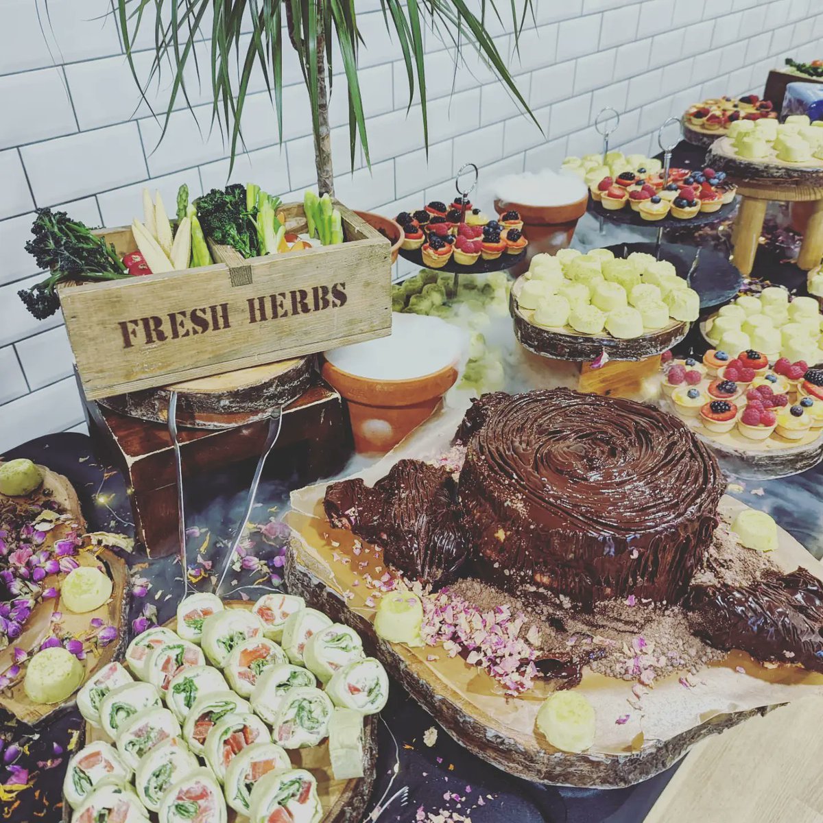 zoeblakeley93's tweet photo. Enchanted Afternoon Tea for our very first Discovery Day!! @OswestrySchool #thisisoswestry #makingfoodfun https://t.co/XsliwM87mA