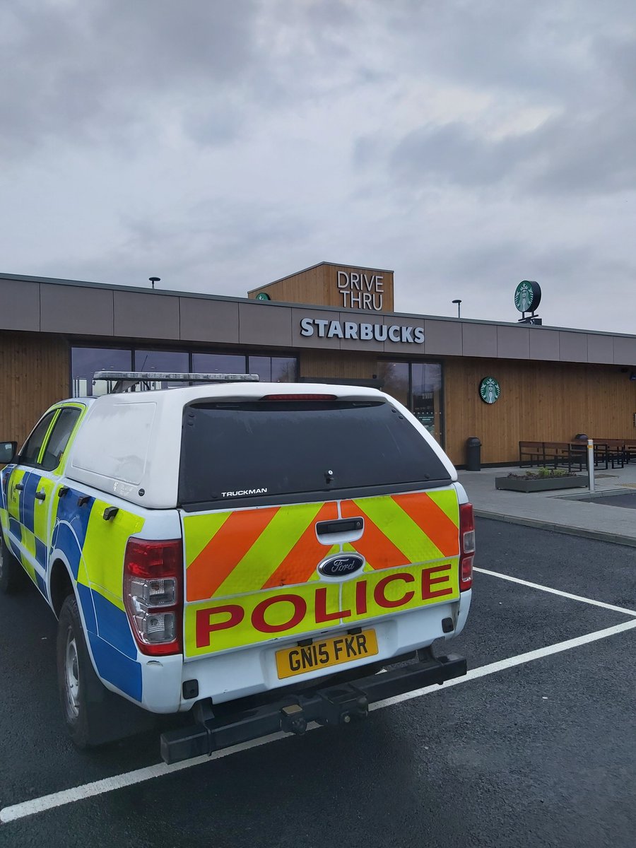 KentPoliceDover's tweet photo. Pcso Debbie Bishop and Pcso Megan Keehner are patrolling the area today engaging with the community #Sandwich #dullweather #staywarminside https://t.co/XBHjIMeAMY