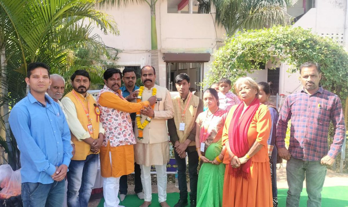 ट्विटर आर्मी ABBEP tweet media