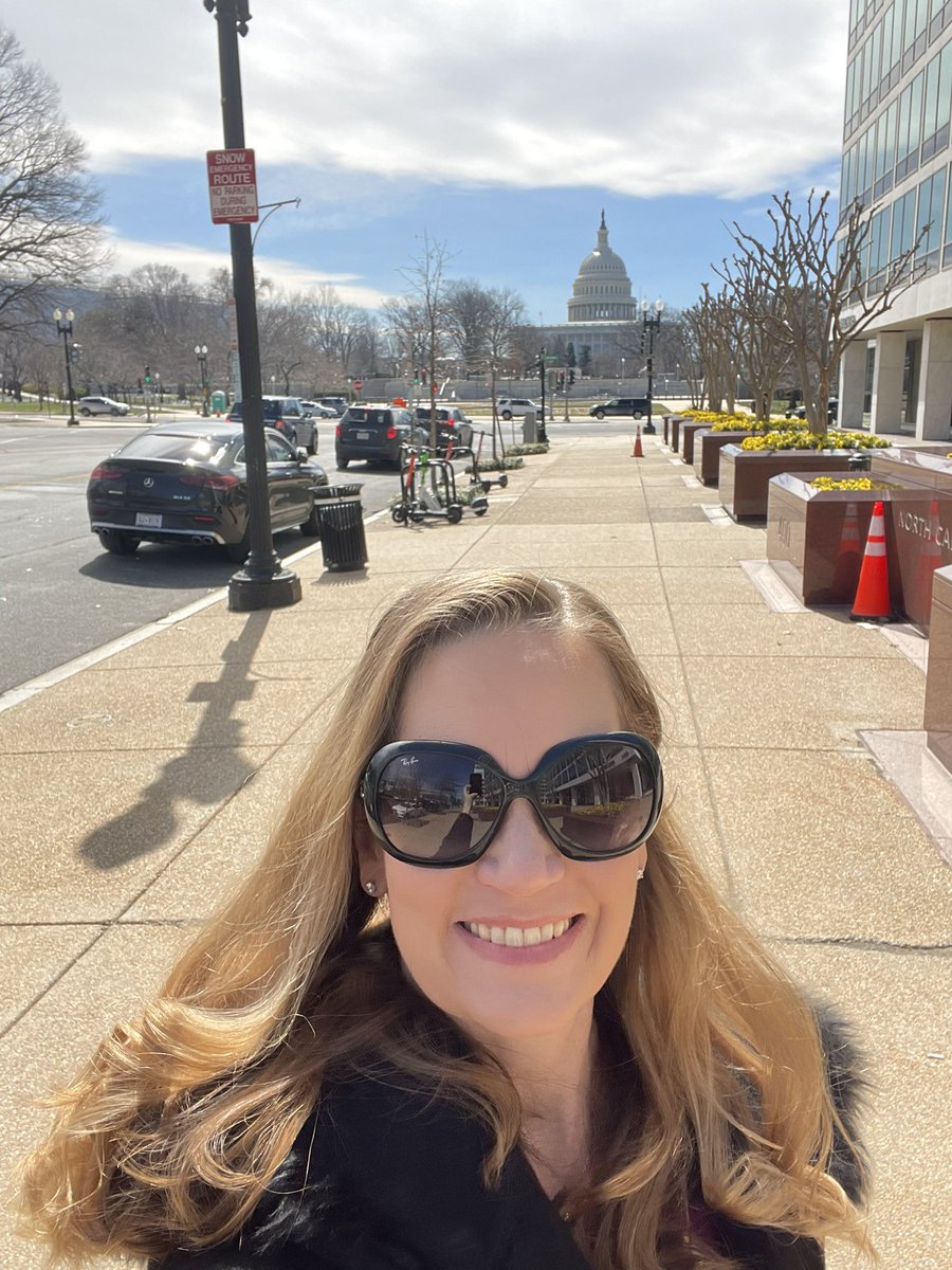 gayletrotter's tweet photo. I never take our freedoms for granted.
#RightInDC #BillOfRights https://t.co/EB83FD8N7e