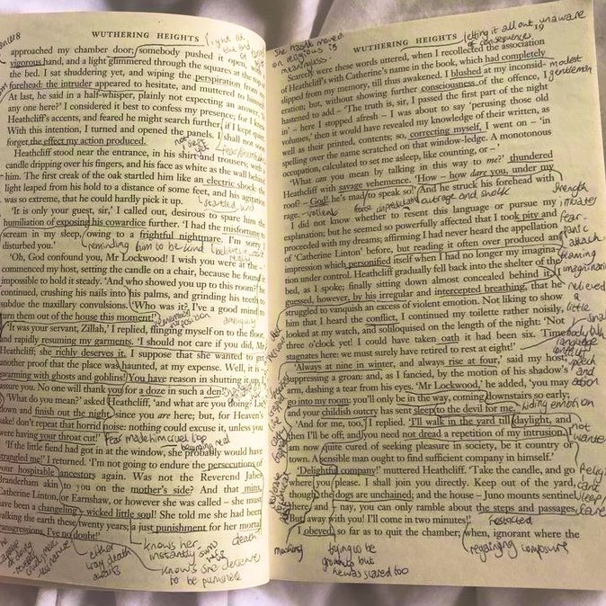 IsaacAllAlong's tweet photo. 🌻 isaac’s 2022 book thread 🌻

—#booktwt 🌜 https://t.co/fSqTzVoumg