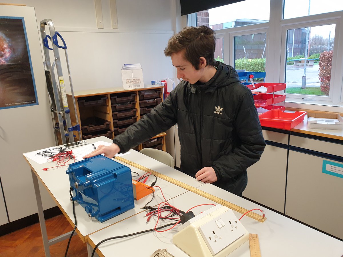 PriestleyPhys tweet media