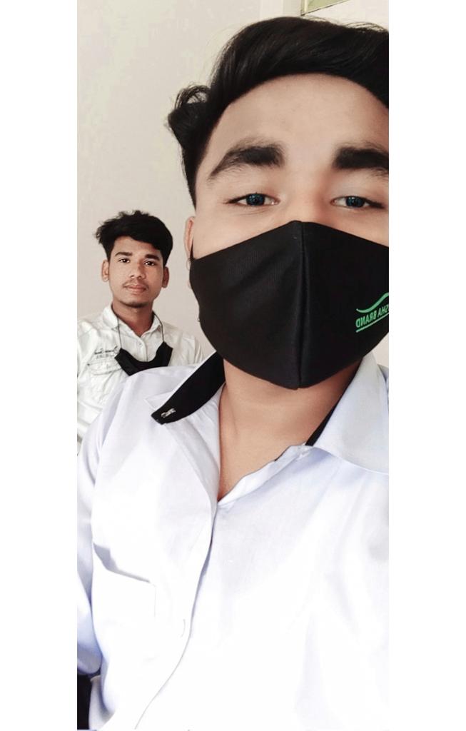 RahatRayhan20's tweet photo. #_This_is_a_first_Picture_in_my_collage🥀💚❤ https://t.co/E0VbkX5PoU