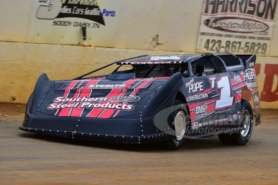 tdirt5's tweet photo. Chatanooga, TN’s Todd Morrow at Boyd’s Speedway in 2015. https://t.co/vvXVqixQLf