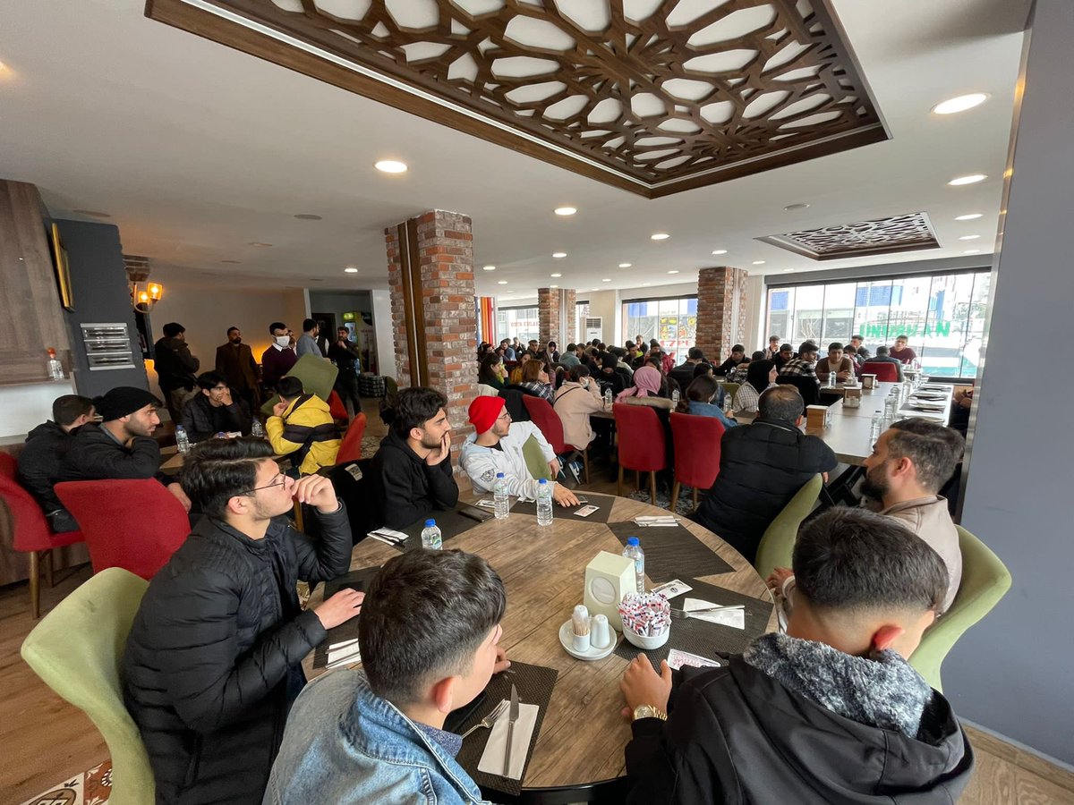TarikAtli47's tweet photo. Milletvekillerimiz Şeyhmus Dinçel ve Cengiz Demirkaya’nın katılımlarıyla;

Lise Başkanları İstişare ve Değerlendirme toplantımızı gerçekleştirdik.  

@erkankandemir @eyupkadirinan https://t.co/E5YKOJNwW6
