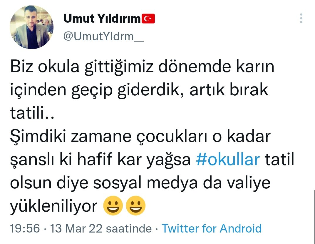 biz okula giderken ölüm korkusuyla gittik hala gidiyoruz hala çocuklar covid yüzünden ölüyor biz mi şanslıyız ayrıca karlı havalarda tatil istemek bizim hakkımız buzlanmadan kayan arabalar trafik kazalarına yol açıyor hem kimden isteyelim okulların tatil olmasını ? #okullar