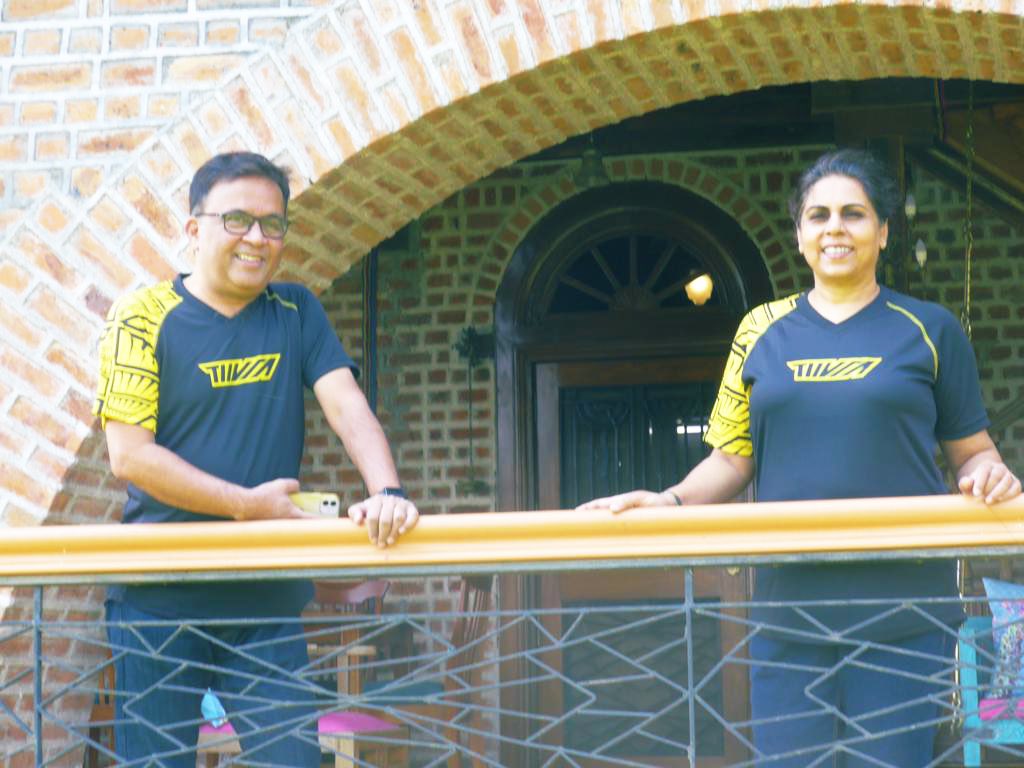 SupermarketWala's tweet photo. Amazing to hobnob with business founders. They shimmer with convictions &amp; are raring to dent the usual way of things.
Learnt a bit about action gear TIIVRA, from Alpana Parida, an ace marketer who ‘thinks like a young man’ these days.
Await TIIVRA safe &amp; stylish helmets, soon.. https://t.co/MUNthYIqJj