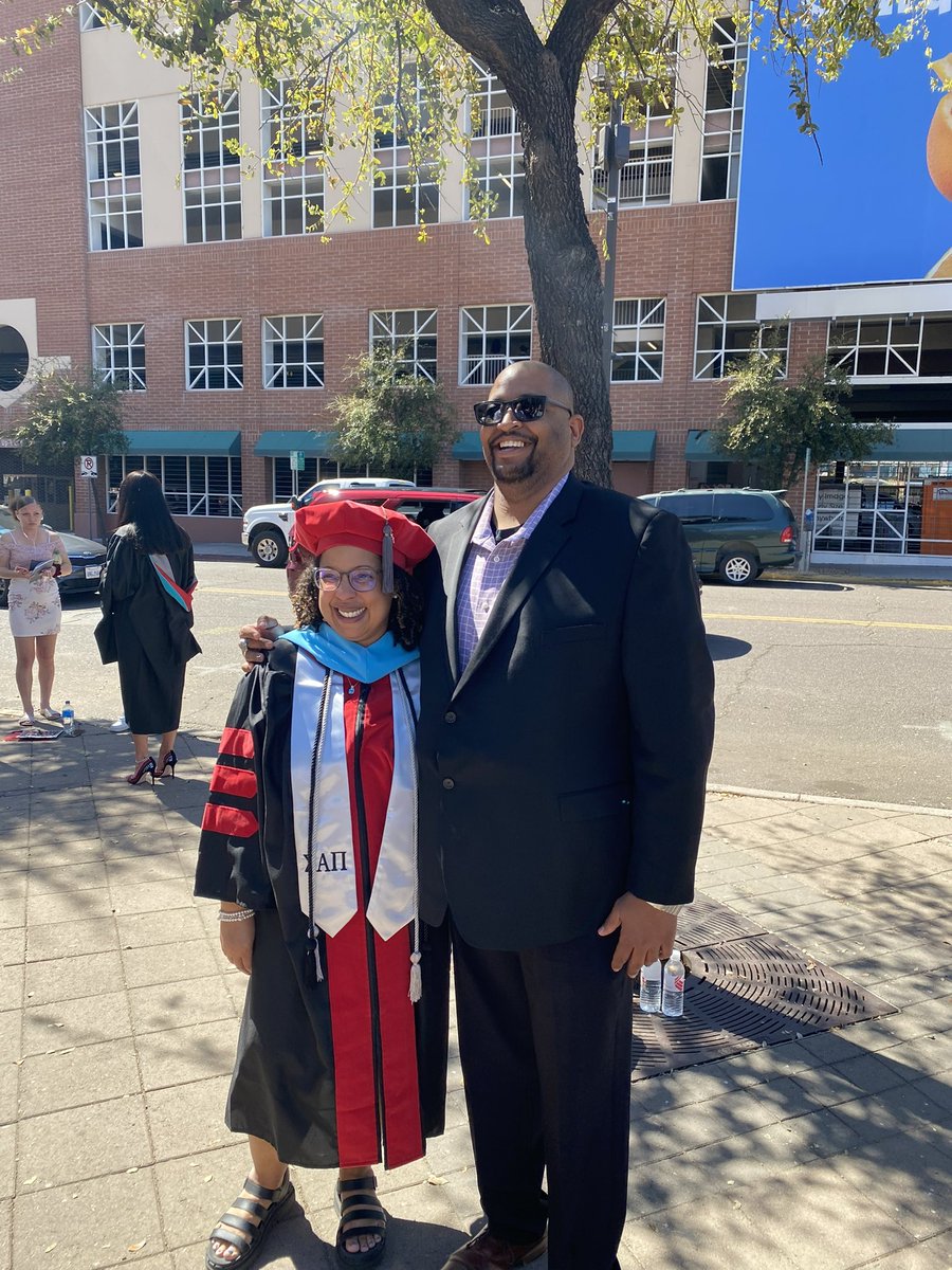 coyotes58's tweet photo. So proud of my sister https://t.co/XaO0esi8H9