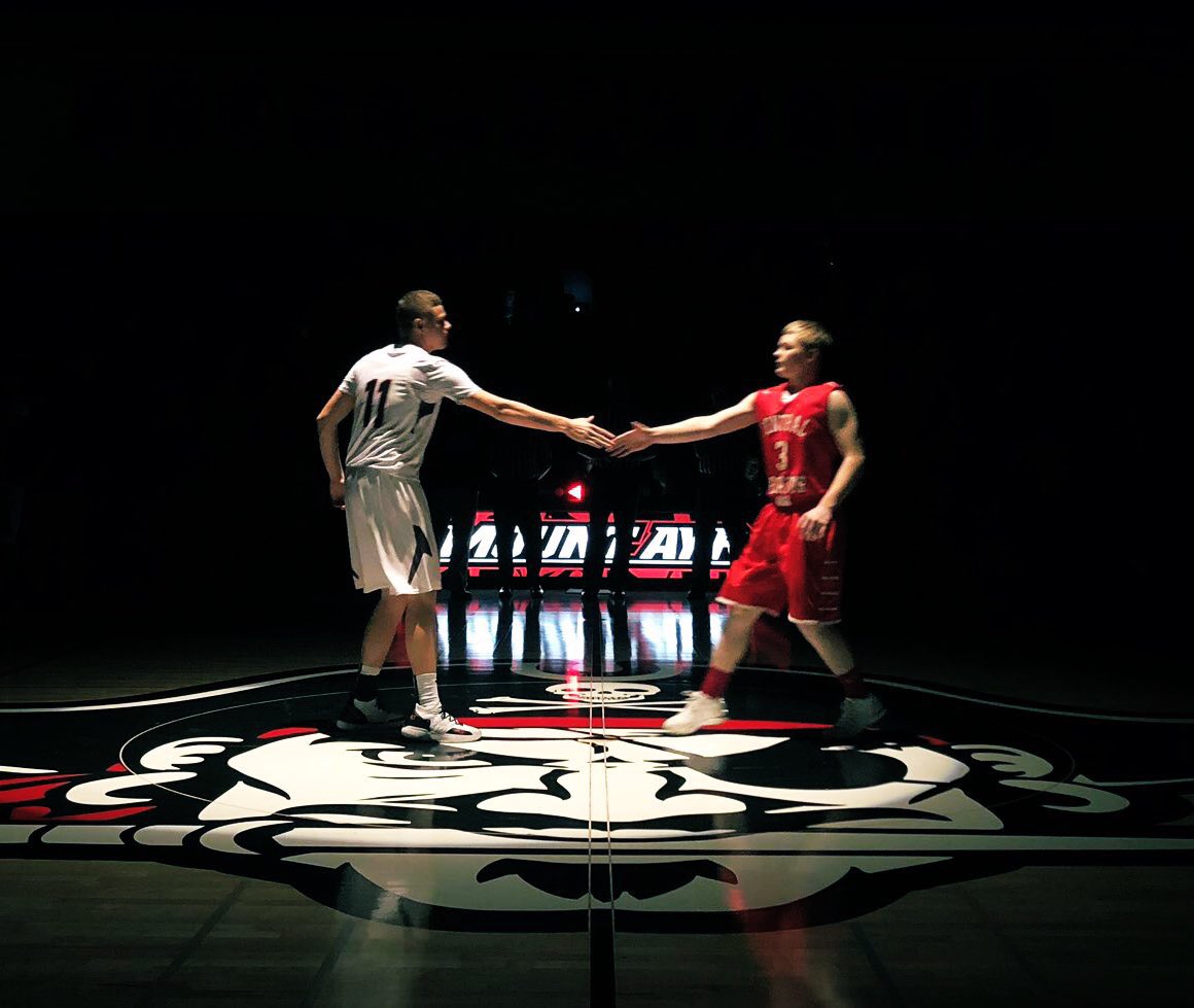 Praying for Frank!   A rival gym but we can all put that aside now…. Good luck <a href="/cdcardinals/">Central Decatur CSD</a> <a href="/CDFCPressure/">Frank Howell</a> <a href="/zclark31/">Zach Clark</a> <a href="/jeff_levine26/">Jeff Levine</a>