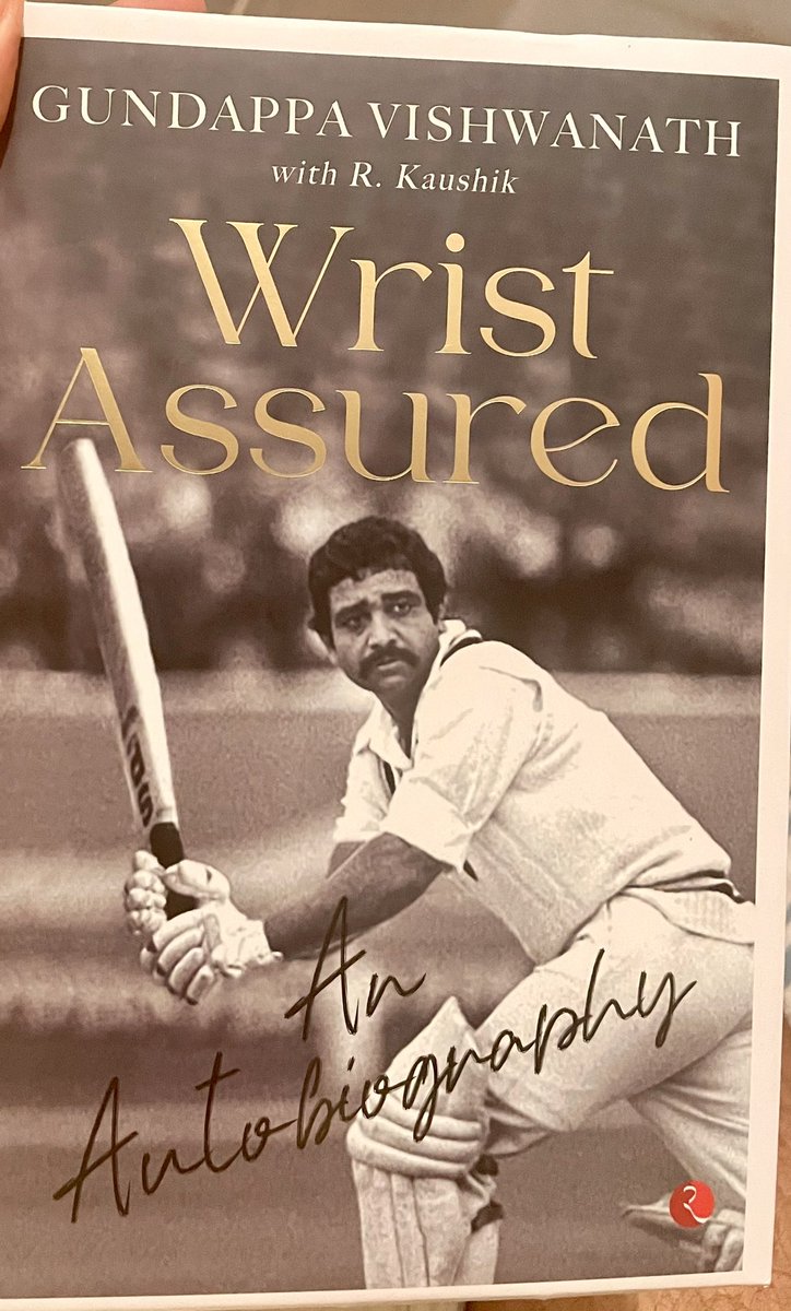Dattasalagame's tweet photo. #INDvSL #PinkBallTest at #chinnaswamystadium Bengaluru. Full house &amp; eventful day of cricket. Met My childhood heroes - little master Vishy, Roger Binny. Vishy’s biography was launched &amp; happy to get the signed copy. https://t.co/EJ40eGmf8l