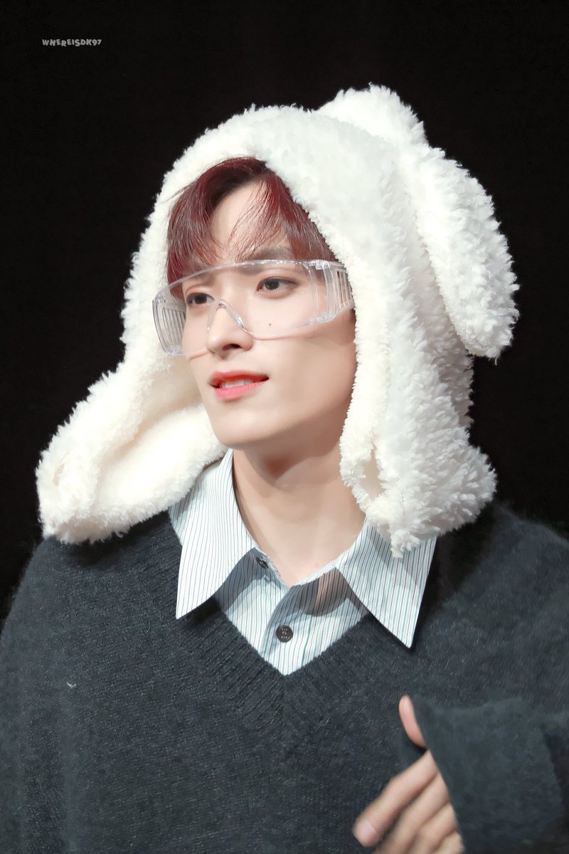 DK2l8_'s tweet photo. 💙 석민시 💙 https://t.co/JMdvWoLnSW