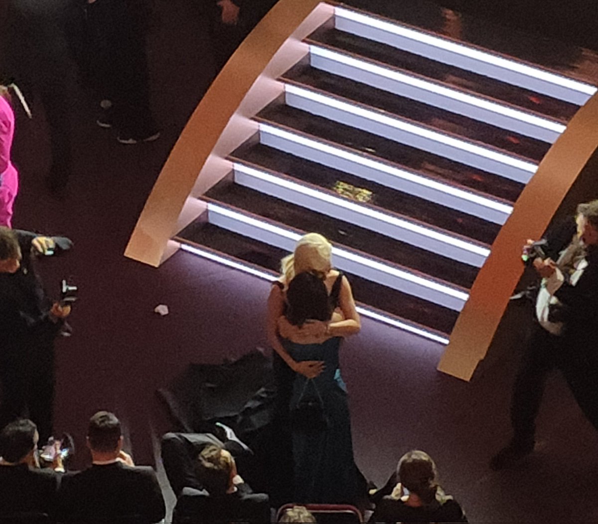 zeglian's tweet photo. rachel zegler hugging lady gaga
march 13th, 2022

(📸: @Jacob_Stol) https://t.co/DvE5znttMz