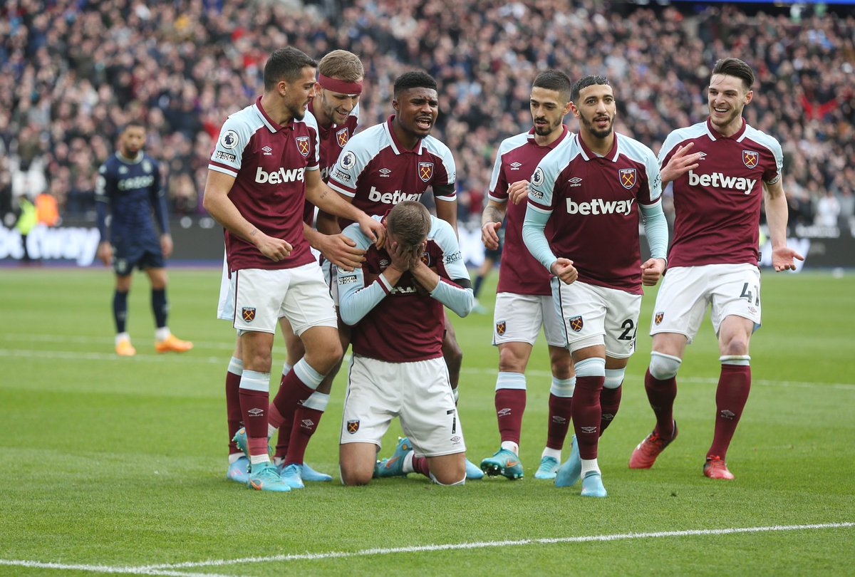 Michailantonio's tweet photo. Massive win. Written in the stars for you @Yarmolenko_7 🇺🇦 https://t.co/sWQkEL5ygC