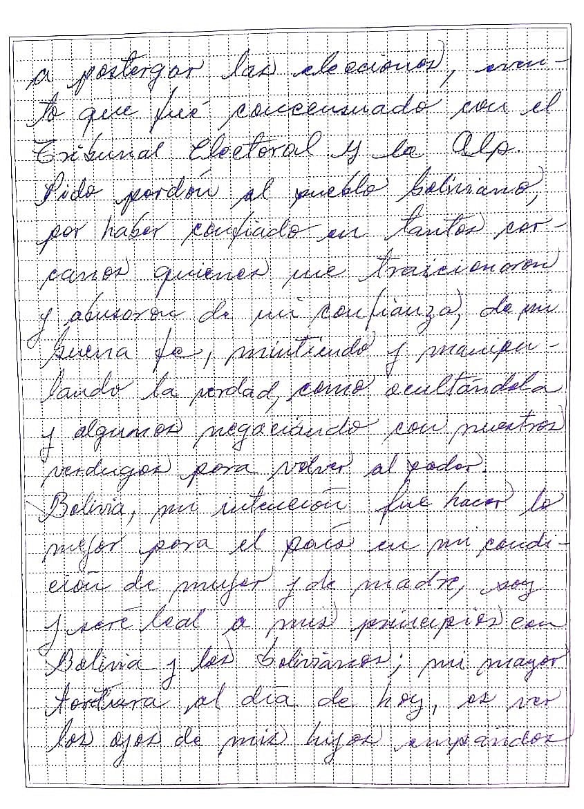 JeanineAnez's tweet photo. Cumplo un año de encierro. Agradezco a Dios por mantenerme con vida. 
La verdadera Justicia es Suya, mientras secuestradores y violadores dictan desde Palacio mi encierro y la violación de mis DDHH y de los presos políticos.
Bolivia necesitaba paz y yo asumí la consecuencia. https://t.co/5iqTxhlvNB