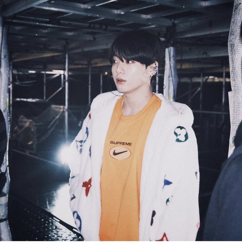 ✿ , 🛒 —🐱 tweet media