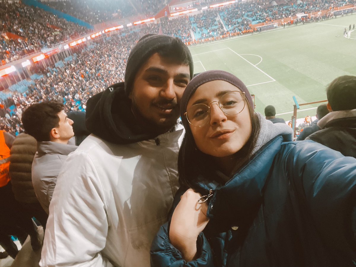 Yükleniyor…Şampiiii