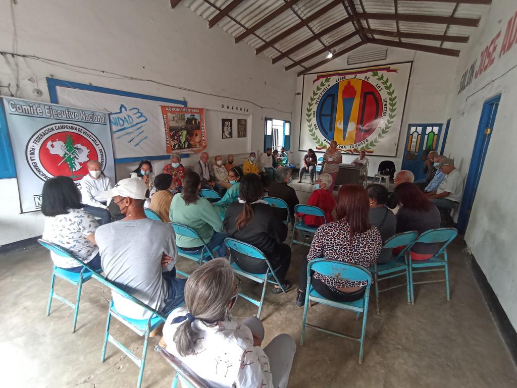 ADOrg_Laraof's tweet photo. #13Mar | Acto del Día del Campesino y la Mujer en el municipio Andrés Eloy Blanco, Sanare. Seguimos construyendo en pro del País que anhelamos. 
Somos @ADemocratica en Resistencia con @hramosallup @edgarzambranoad @prospericarlos @SobellaMejias @karelisherediah https://t.co/X6JVBuD4mk