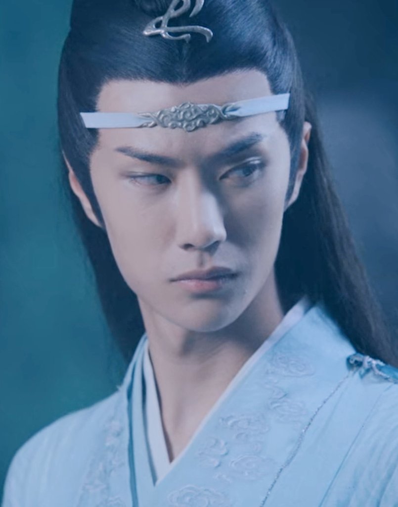 “Lan WangJi as an incomparable beauty who only appeared once in a blue moon, nothing could help the bitter facial expression that made him look as though his wife had passed away.”

#DanmeiZipaiDay #DanmeiZipai #NovelZipai #LanWangji #MDZS