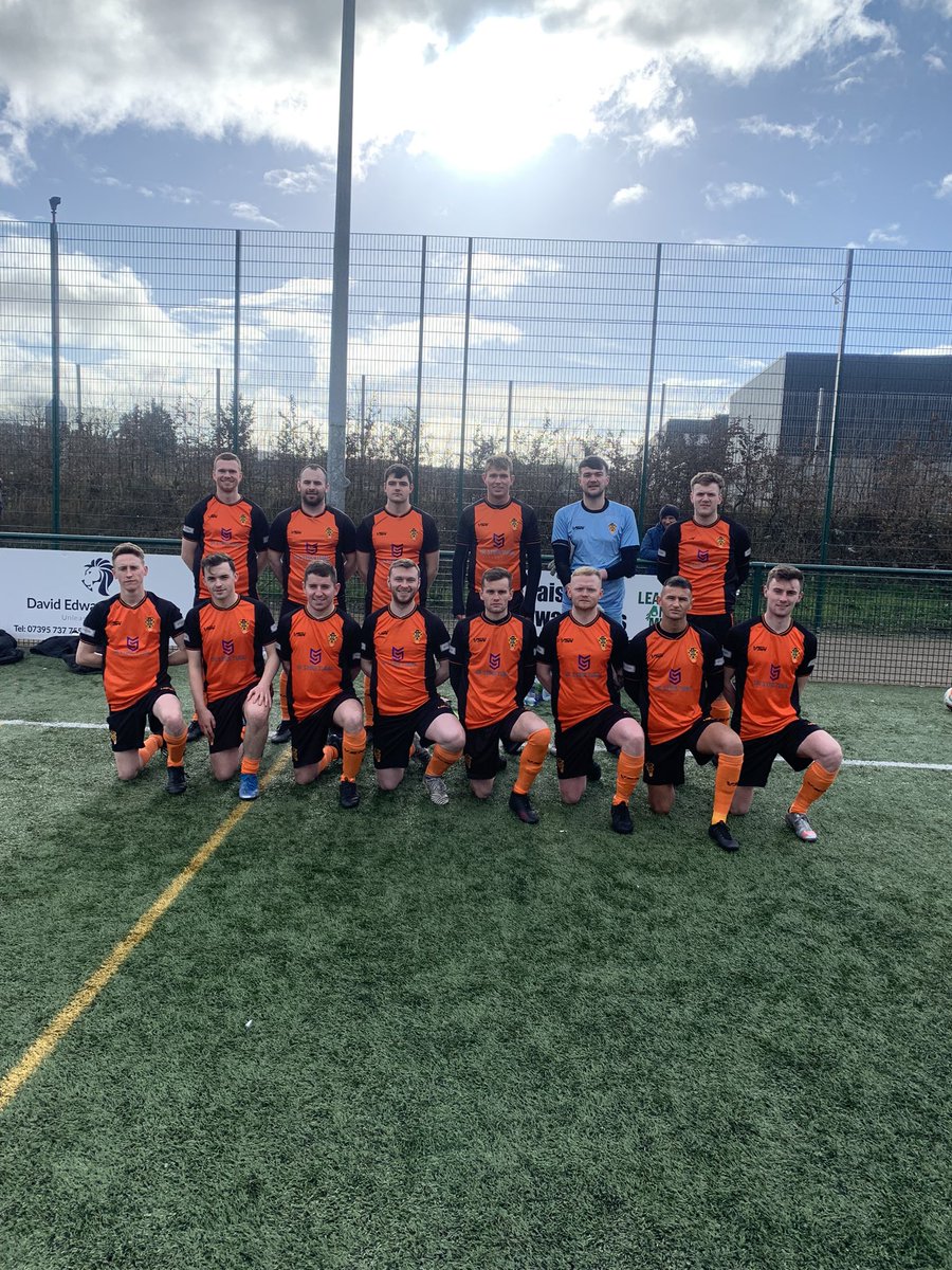 Firwood 4-0 Airdrie Albion 

Goals: 
Cameron Merry ⚽️
Darren Law ⚽️
Cameron Purdie ⚽️⚽️

MOTM: Cameron Merry 

#UTB 🟠⚫️