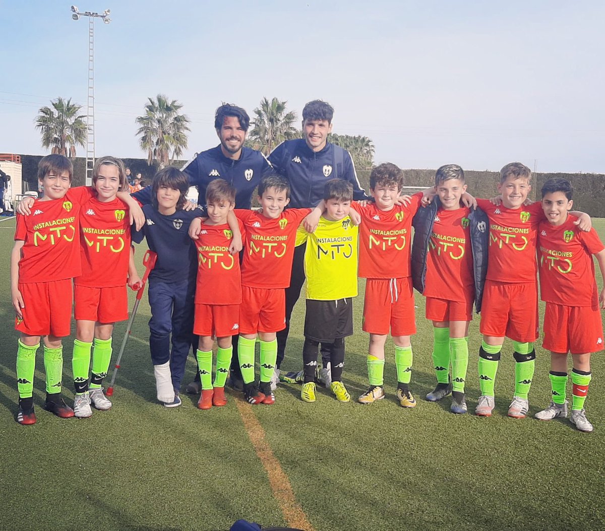 cdmalilla1969's tweet photo. 🏆 ¡ENORMES los chicos del Benjamin A del #CDMalilla que han certificado su pase a la fase FINAL de la #CopaFFCV!
¡¡¡ENHORABUENA!!! ❤️💚 https://t.co/mKMwsoEMt9