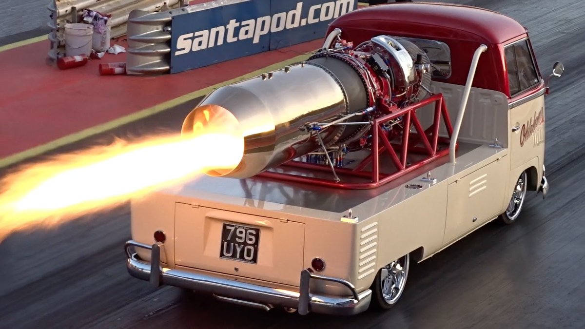 Unfamiliar_Inc's tweet image. I'm a rocket van... Rocket Van!

#eltonjohn #music #NewHitSingle