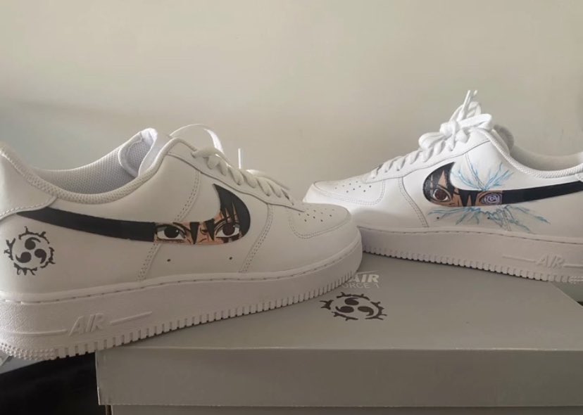 SIMONE94M's tweet photo. What do you think about my custom sneaker?? #sneakerfamily #sneaker #custom @sneakerheadsoff 🔥🪐 https://t.co/sFyHFamDZt