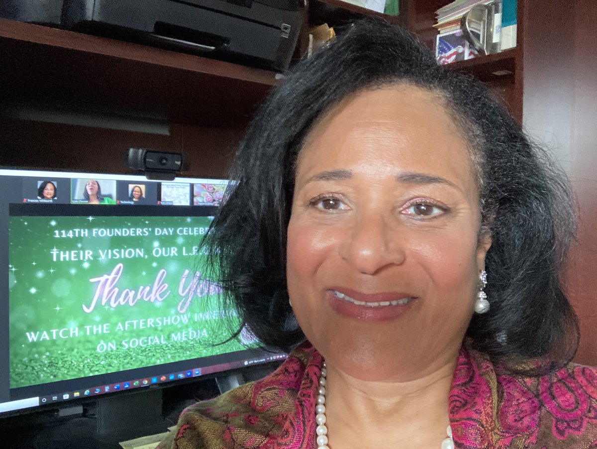 fjenell's tweet image. Celebrating the 114th Founders' Day of Alpha Kappa Alpha Sorority, Inc. with the Sorors of Mu Kappa Omega Chapter. Their Vision, Our L.E.G.A.C.Y"

#AKA1908
#AKAFoundersDay2022
#MuKappaOmega