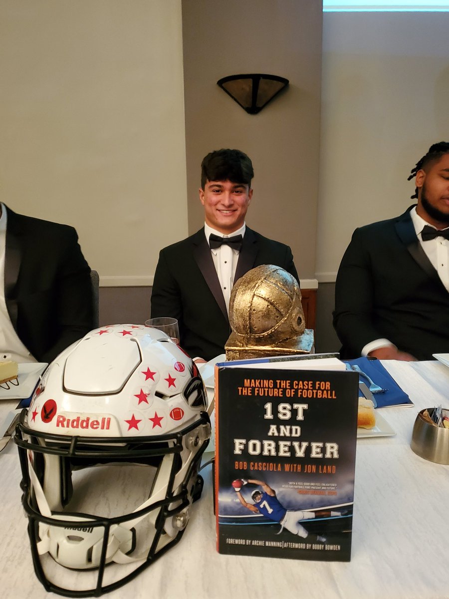 RVilleRavensFB's tweet photo. Awards ceremony #2 on the afternoon! Congratulations to @matt_vingara for his selection as a National Football Foundation  Delaware Valley Scholar-Leader-Athlete! @RobbinsvilleAD @Coach_Bsnell @RvilleProud https://t.co/VRnTpgt6v8