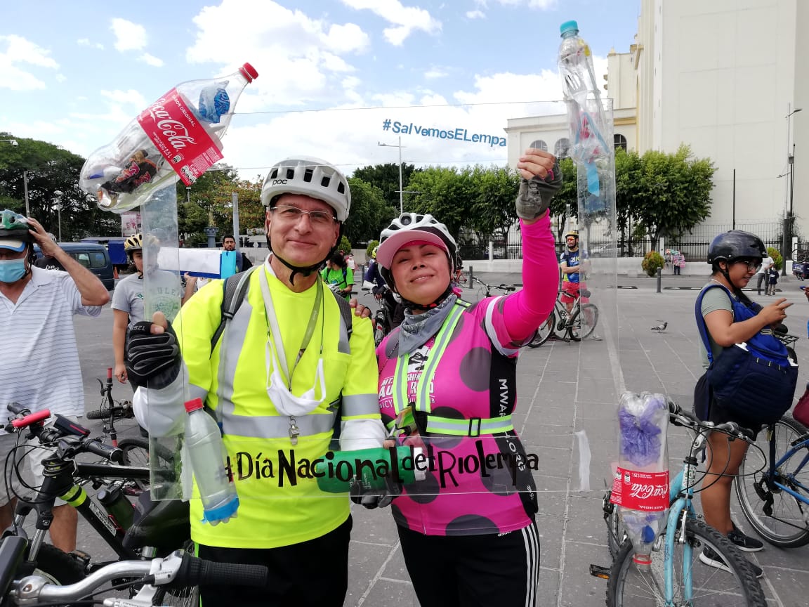 1/2 | 📣Inicia la celebración del #DíaDelLempa con una 🚲 Pedaleada en el centro de #SanSalvador
#RescatemosElLempa #DíaNacionalDelRíoLempa