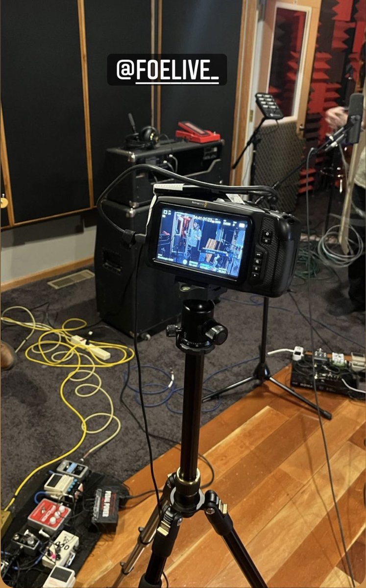 s-s-s-studiooooo