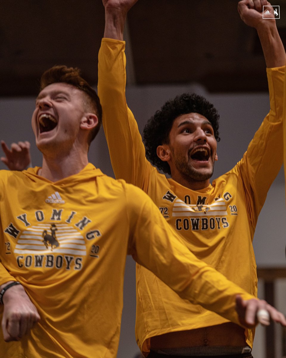 wyo_mbb's tweet photo. The moment you find out your Dancing. 

@MarchMadnessMBB X #OneWyoming https://t.co/ETNE0nNvFK