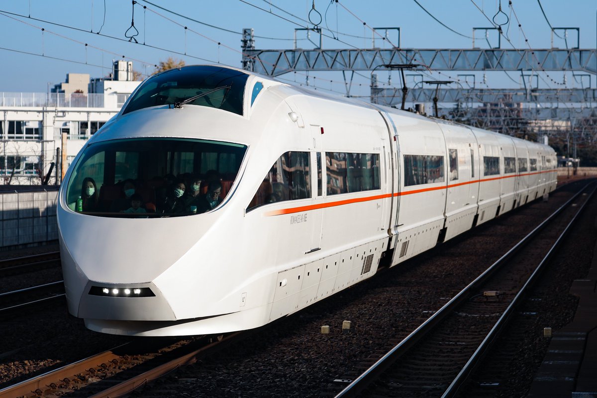 Shinka_Photo's tweet photo. VSE 50000形 定期運行終了

こんなに早く日常から消えると思いませんでした。
少々遅れましたが、
17年間の定期運行、お疲れ様でした。 https://t.co/ca9eVfHD2B