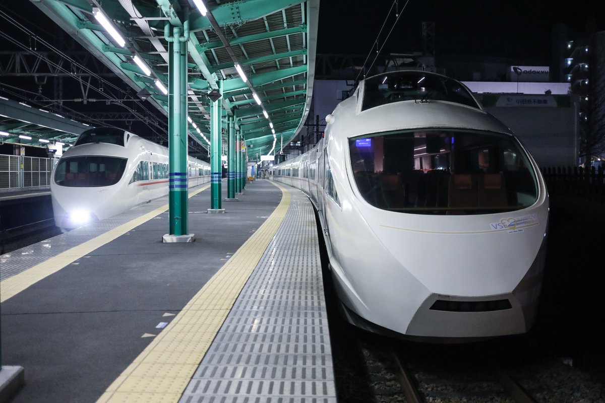 Shinka_Photo's tweet photo. VSE 50000形 定期運行終了

こんなに早く日常から消えると思いませんでした。
少々遅れましたが、
17年間の定期運行、お疲れ様でした。 https://t.co/ca9eVfHD2B
