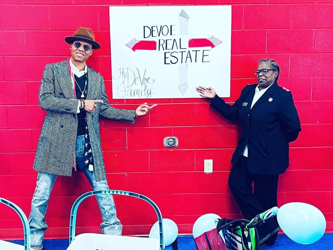 New Edition Live on Twitter "RonDeVoe took some time to give back to