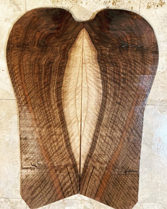 Next project. A Bostogne walnut with natural sapwood labia heart plaque. This thing is big and will be