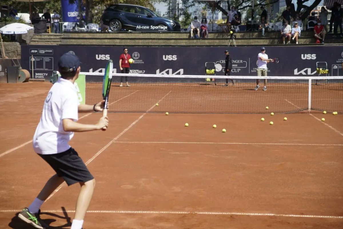 challengerStgo's tweet photo. Recuerda, puedes seguir los detalles de este partido por @DIRECTVSports través de los canales 1616 y 616 y también por Directv Go 😉

📸 @milkofotos https://t.co/UyChAF875h