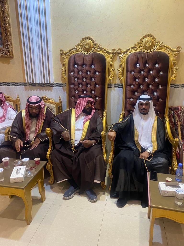 dohem8olyan's tweet photo. #تهانينا 
تم هذه في اليوم الأحد ١٤٤٣/٠٨/١٠ زواج الشاب / فهد بن حسن بن سرار امن قرية ال عليان على كريمة فيصل بن فهد القرني  
وذلك بقاعة الفخامة بمدينة الرياض .
بارك الله لهما وبارك عليهما وجمع بينهما https://t.co/Asbn52bneH