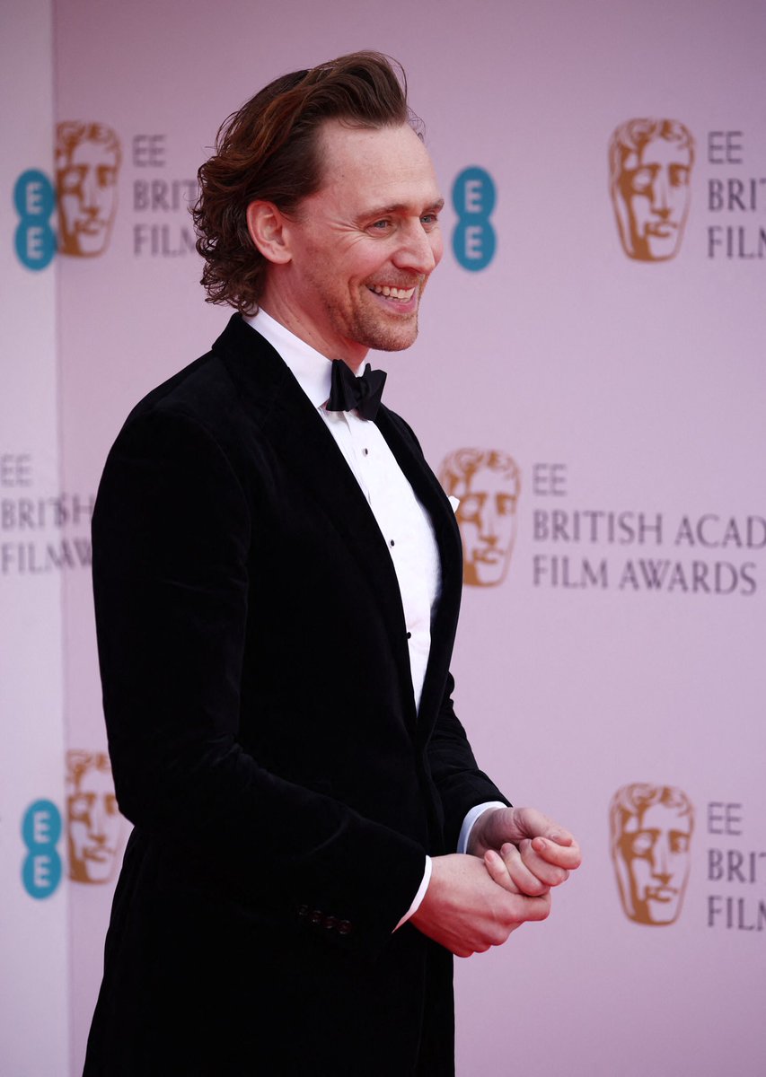 Tom Hiddleston | HiddlesPage (@hiddlespage_) on Twitter photo Tom Hiddleston attends the EE British Academy Film Awards at Royal Albert Hall on March 13, 2022 in London, UK
via Torrilla #BAFTA Tom Hiddleston attends the EE British Academy Film Awards at Royal Albert Hall on March 13, 2022 in London, UK
via Torrilla #BAFTA