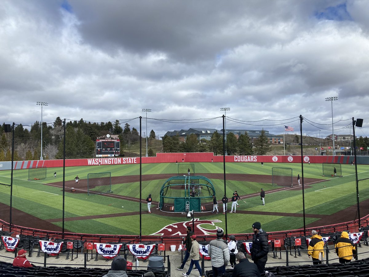 Josh__Worden's tweet photo. One more broadcast to go this weekend: OSU @ WSU. 

Pregame 12:30 with Wade Meckler and Darwin Barney joining me before 1:05 first pitch! #GoBeavs #GoForTheSweep https://t.co/cBh2S0Q5xY
