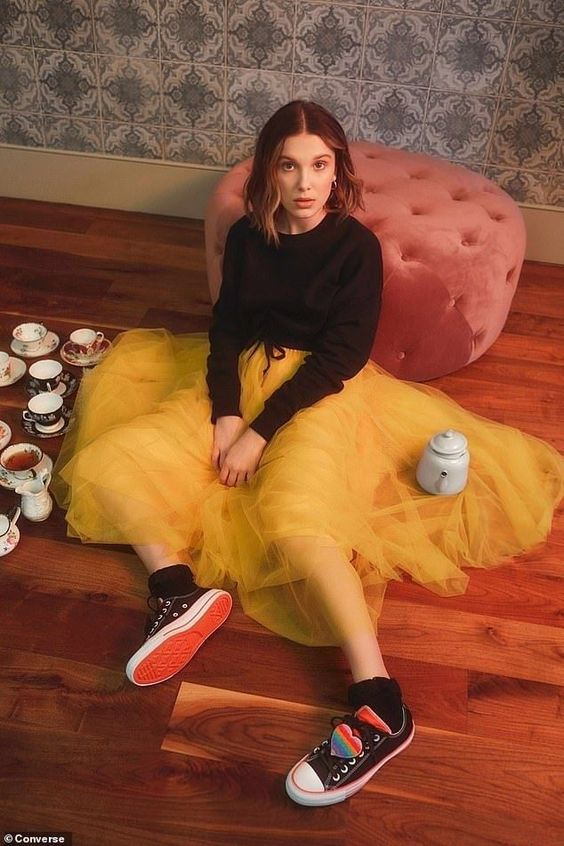 𝘎𝘰 𝘢𝘴𝘬 𝘈𝘭𝘪𝘤𝘦

𝘐 𝘵𝘩𝘪𝘯𝘬 𝘴𝘩𝘦'𝘭𝘭 𝘬𝘯𝘰𝘸.