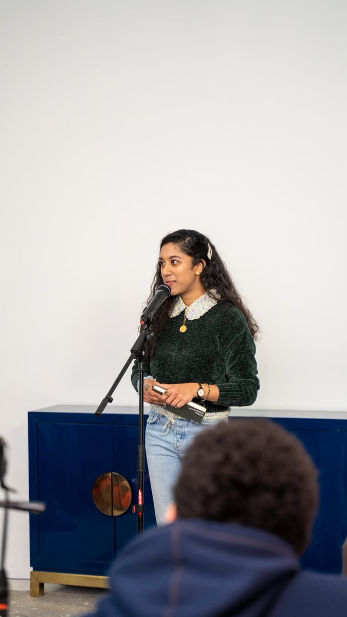 :’) so grateful i could do this
<a href="/muslimswrite/">Muslim Writers Collective 🎤</a>