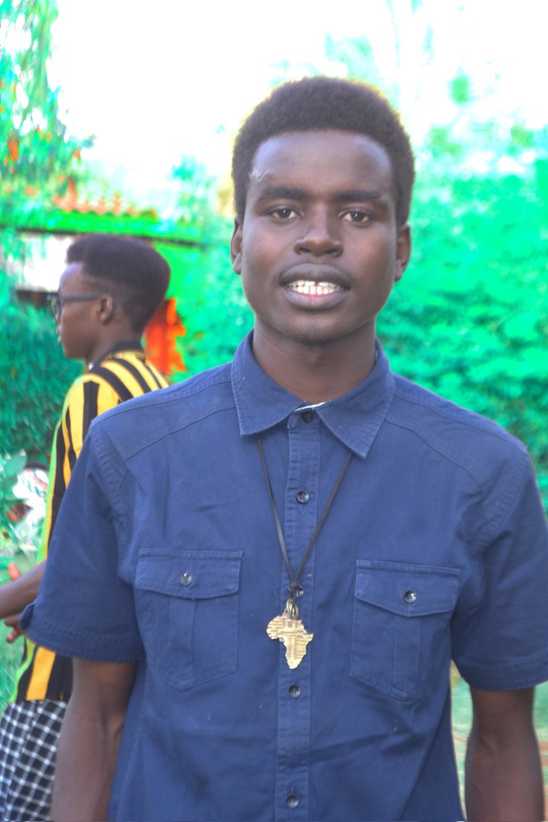 إن الدولة مطلب دنيوي ليس له علاقة بالغيبيات. فالمطلوب من الدولة أمور محددة تتابع فيها كافة شؤون البشر وتنظمها، وتضمن لهم أن يأخذوا حقوقهم خلال فترة حياتهم، وليس لها علاقة فيما يحصل بعد مماتهم. والدولة الديمقراطية لا توجد إلا بوجود دولة علمانية، لأن الشعب هو الذي يحكم نفسه بنفسه