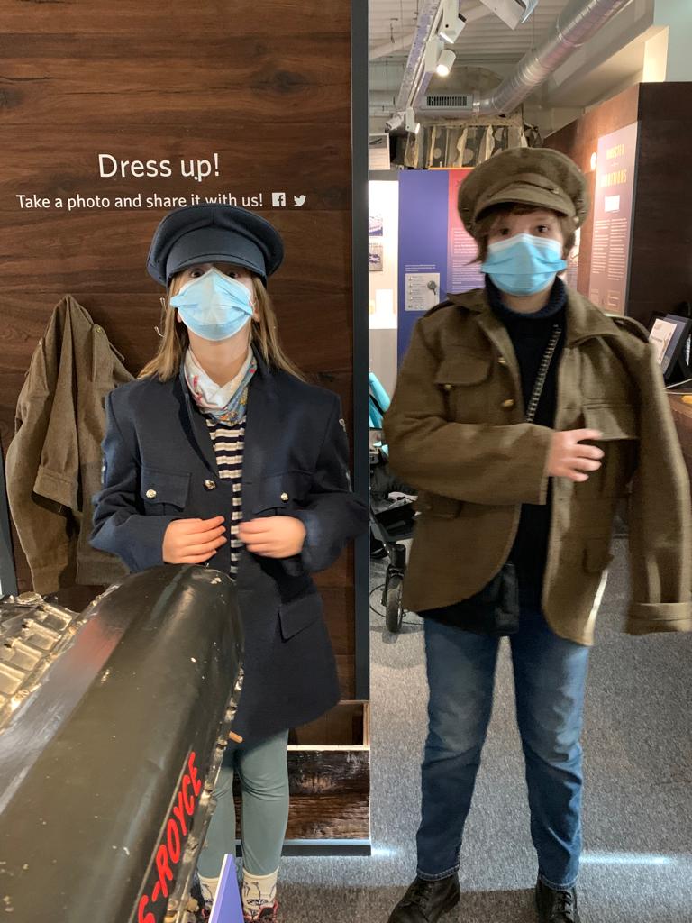 KeswickLbh's tweet photo. Very interesting afternoon at the devil's porridge museum today. #iloveboarding @KeswickSchUK #devilsporridge https://t.co/TxfMuWzvsA