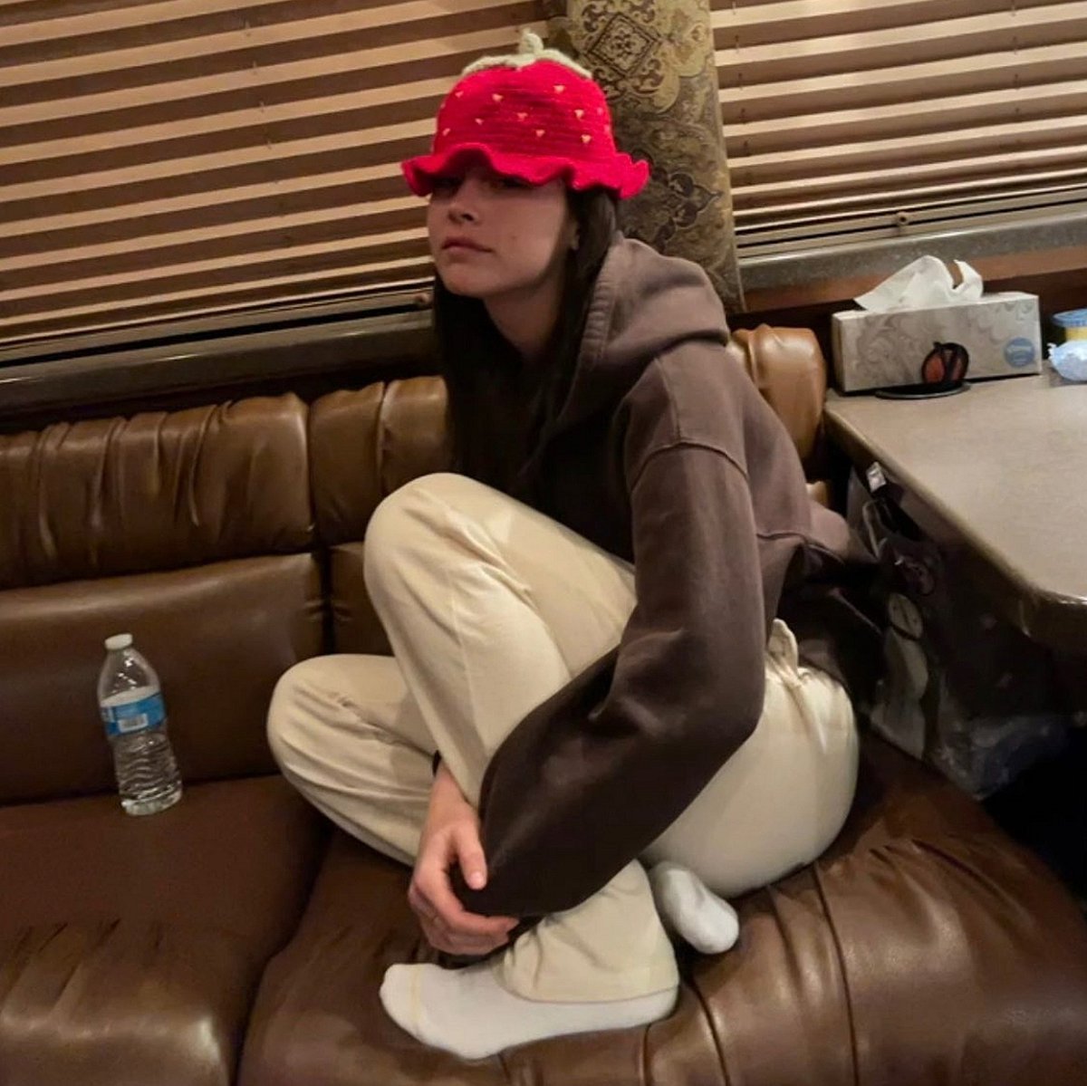 protectabrams's tweet photo. girlfriend material <3 https://t.co/sdl40tJBUT